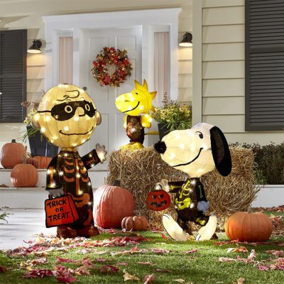 Peanuts Halloween at Hammacher Schlemmer
