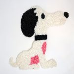 Snoopy Sitting Popcorn Decoration
