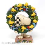 Snoopy with Wreath full of Woodstocks Christmas Figurine