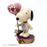 Snoopy holding Heart Balloon Figurine