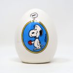 Snoopy holding Heart Egg Figurine