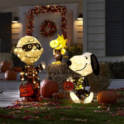 Peanuts Halloween at Hammacher Schlemmer