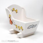 Snoopy baby cradle Planter