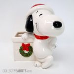 Santa Snoopy leaning on chimney with wreath Planter