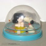 Snoopy Kissing Lucy Sno-Globe