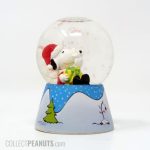 Santa Snoopy Christmas Snow Globe