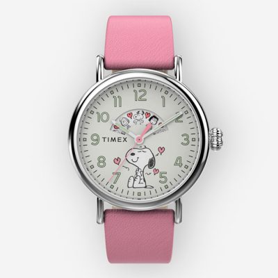 Peanuts gifts at Timex