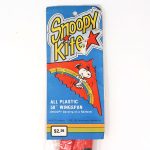 Snoopy and Woodstock dancing with Rainbow Kite