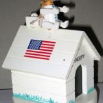 Peanuts Schmid Musical - <a href="https://collectpeanuts.com/home-decor/music-boxes/schmid/">View more...</a> Peanuts Schmid Musical