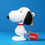 Figural Snoopy - Peanuts EMTEC USB Drive