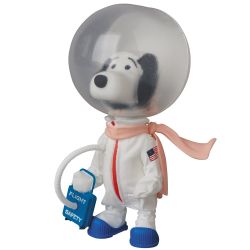 Click to shop Peanuts Medicom Figurines at Amazon and support our site. Click to shop Peanuts Medicom Figurines at Amazon and support our site.