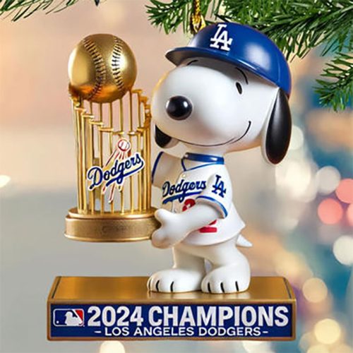 Buyer Beware! AI Generated Snoopy Ornaments