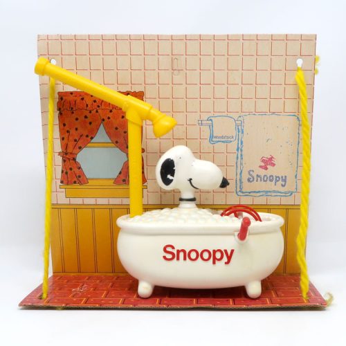 Snoopy Bubble Blowing Tub