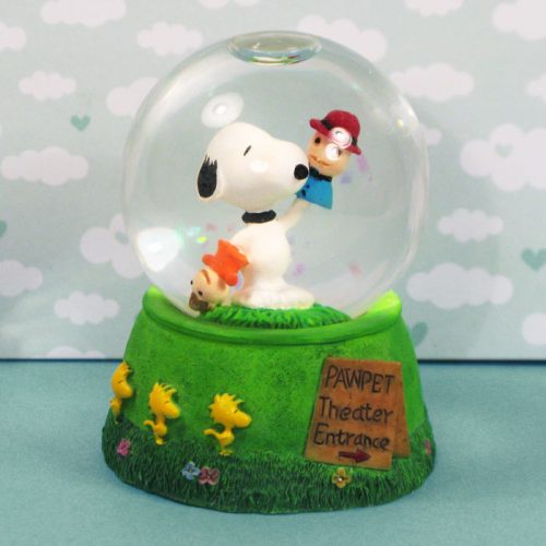 Snoopy Pawpet Theater Snow Globe