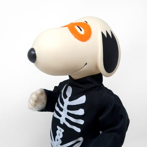 Hip Swinging Skeleton Snoopy Halloween Animated Doll
