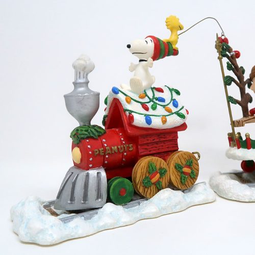 Peanuts Christmas Train