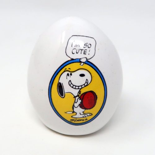 Snoopy holding Dog Dish Egg Figurine