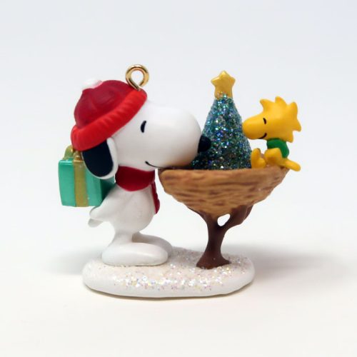 Snoopy Giving Woodstock Gift Ornament