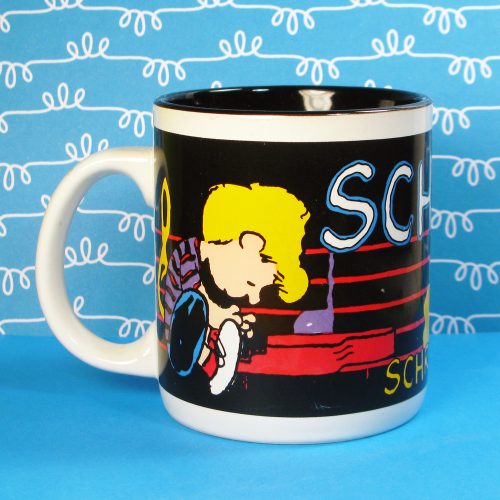 Schroeder playing piano Mug