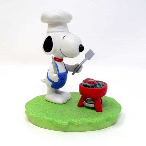 Snoopy Grilling Figurine