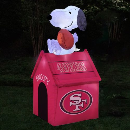 Snoopy Football Fan Inflatable Yard Decor