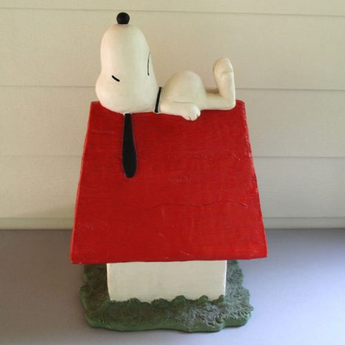 Snoopy Store Display